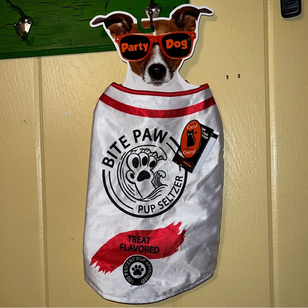 ⭐️NWT Party Dog Pup Seltzer Costume - White and Red Size M/L - Picture 2 of 8